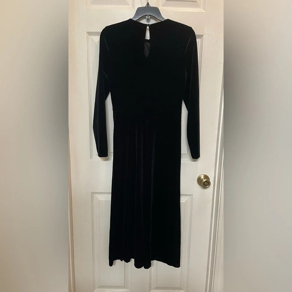 RIVER ISLAND Tonya Twist Neck Long Sleeve Velvet Dress Festive Chic Size 10 NWT - Picture 3 of 11
